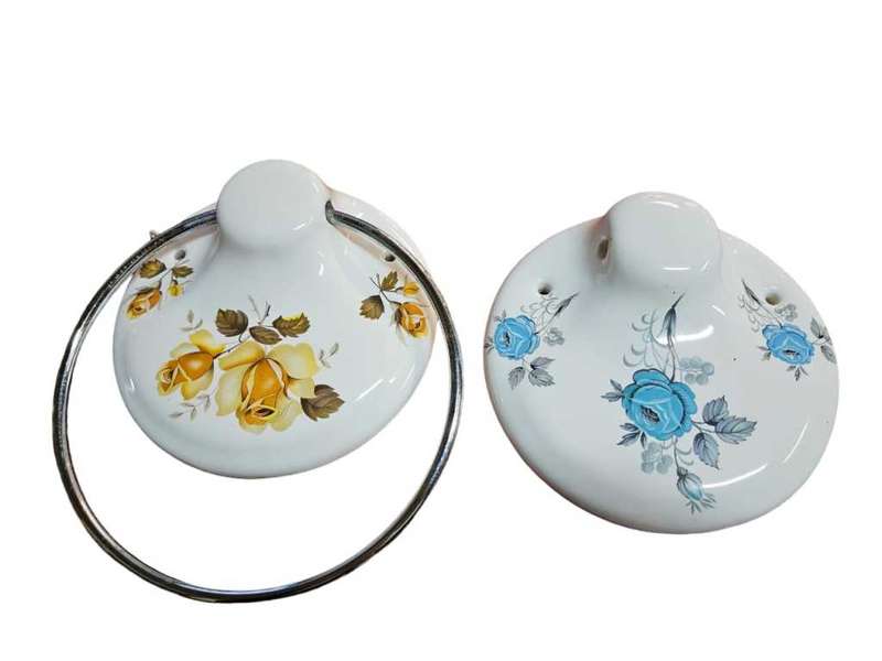 Vintage Ag Gillies Meyerton Towel hangers