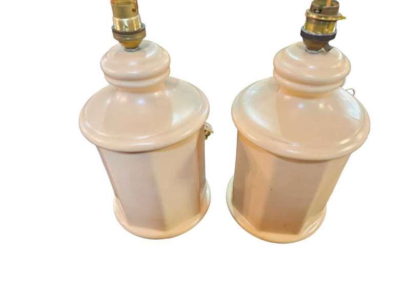 Porcelain lamps