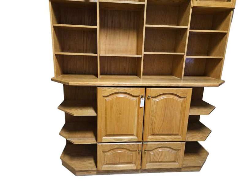 Oak display Cabinet / Bookshelf