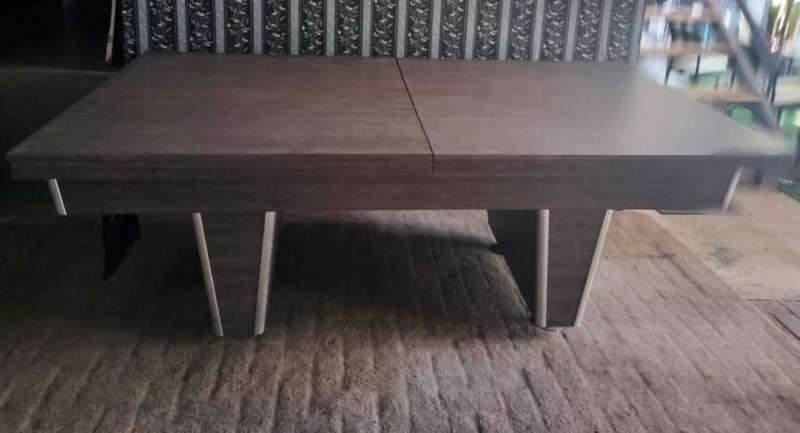 Darren Snooker & Pool 6 to 8 Seater Pool Table with a slate top, doubling as a dining room table
