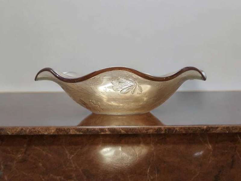 Vintage Carnival Glass Display/Snack Bowl