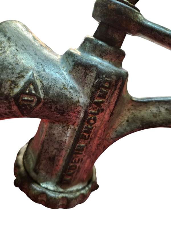 Vintage Nr5 Meat Mincer made in England
