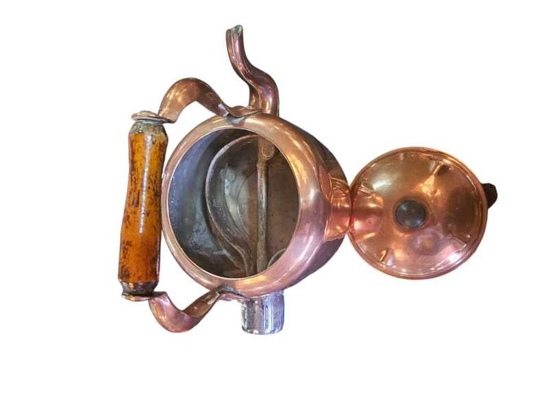 Bulpitt & Sons Antique Copper Kettle, a stunning piece of history straight from Birmingham, England