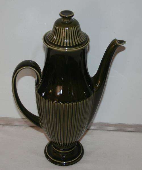 MAGNIFICENT CALTON WARE TEA POT MADE IN ENGLAND