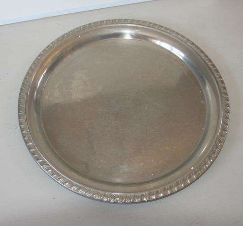 BEAUTIFUL SILVER METAL TRAY,  FANTASTIC DETAIL ON THE EDGES