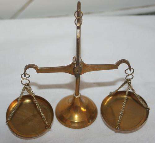 AN AWESOME ORNEMENTAL VINTAGE BRASS SCALE
