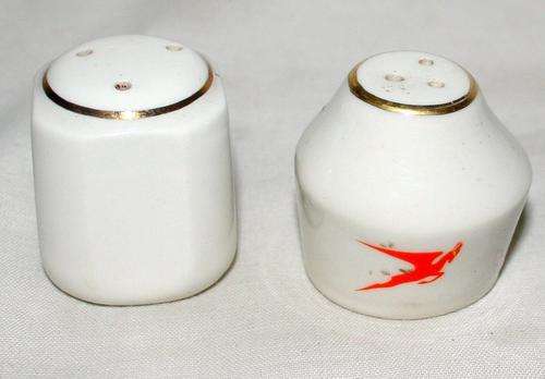 SET OF AMAZING SAA BUSINESS CLASS PORCELAIN/CERAMIC SALT AND PEPER SHAKERS