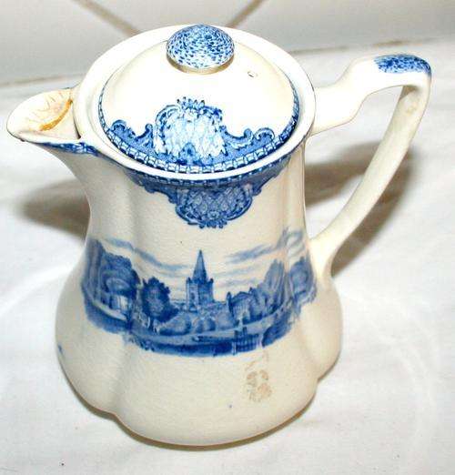 WOW AN AMAZING JOHNSON'S BROS MADE IN ENGLAND COFFE/TEA POT WITH A BEAUTIFUL DESIGN