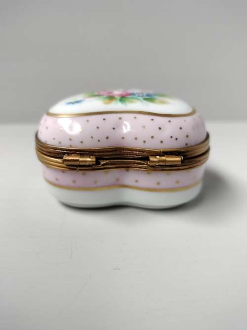 Vintage Limoge Peint Mein Heart Shaped Trinket Box