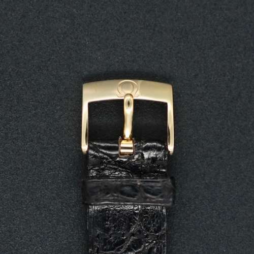 18ct Gold Omega Quartz Dress Watch with Box and Papers