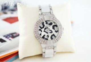 Guess Signature Leopard Silver