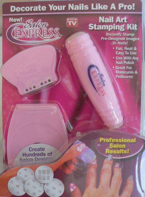 NAIL ART KIT