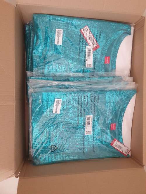 BULK LOT : 20 LADIES T-SHIRTS