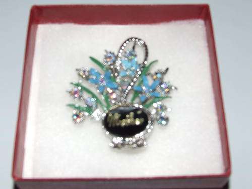 "Mother Bouquet" Brooch