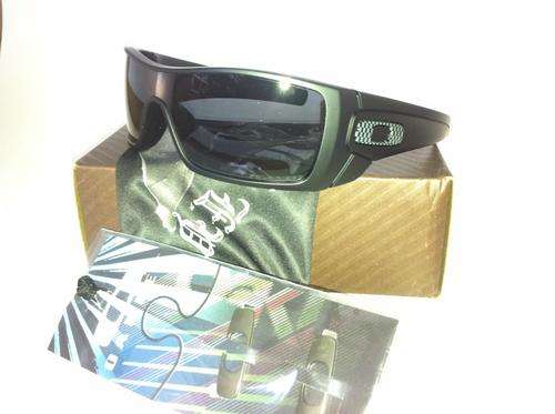 OAKLEY BATWOLF **POLARIZED** MATTE BLACK EXCELLENT CONDITION