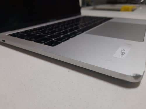 **LIQUIDATION STOCK***APPLE MACBOOK A1708**NO CHARGER **SOLD AS IS***