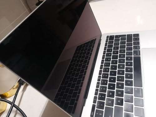 **LIQUIDATION STOCK***APPLE MACBOOK A1708**NO CHARGER **SOLD AS IS***