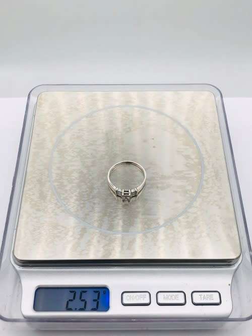 *DIAMOND TRINITY RING!*(RETAIL 14500)* R1 BIDS