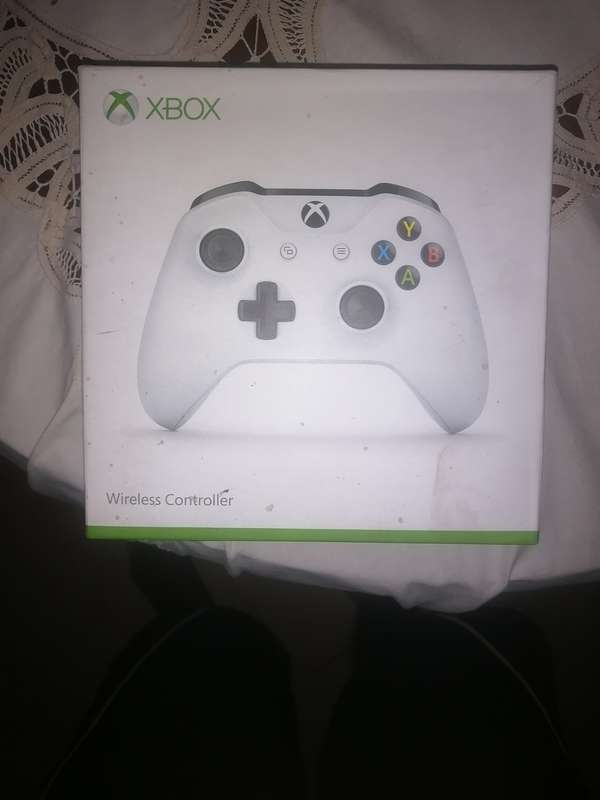 Xbox one gaming controller