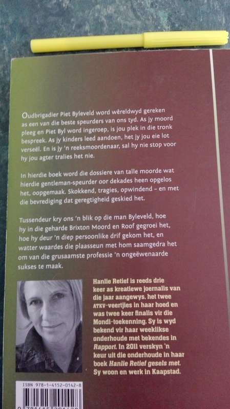 BYLEVELD by HANLIE RETIEF  Dossier of a Serial Sleuth  ( English  )