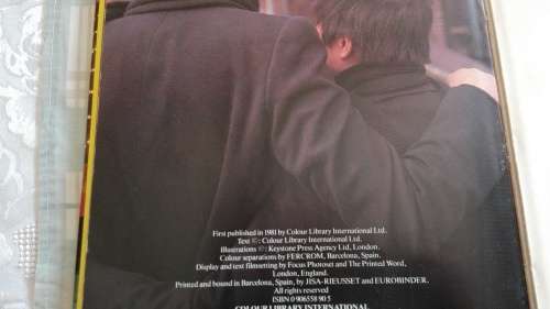 2 Books THE BEATLES; The Beatles Complete Piano Vocal / Easy Organ plus Beatles Forever Helen Spence