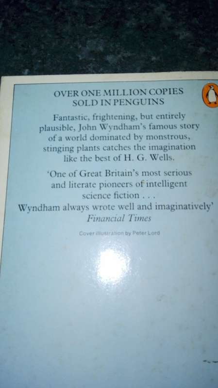 THE DAY OF THE TRIFFIDS by JOHN WYNDHAM  ( Softcover )