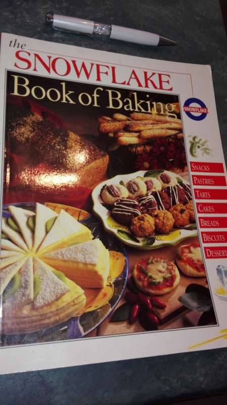 THE SNOWFLAKE BOOK OF BAKING
