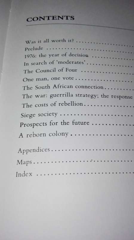 A SHORT THOUSAND YEARS The End of the Rhodesian`s Rebellion Paul L Moorcraft Rhodesia