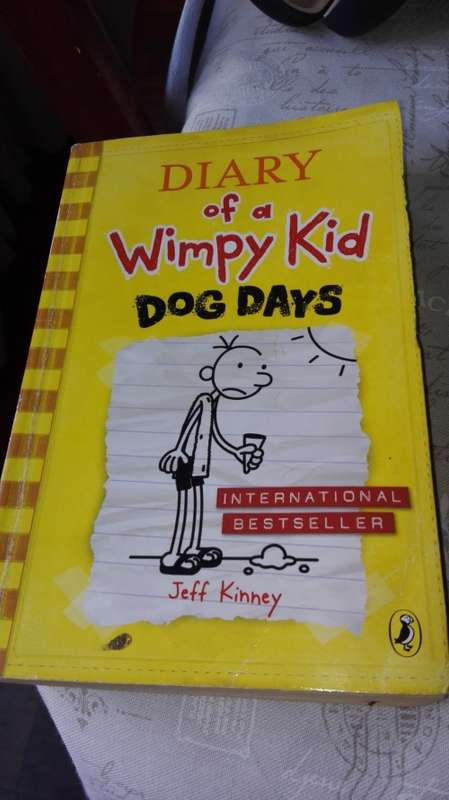 Bundle of 5 DIARY OF A WIMPY KID Books JEFF KINNEY