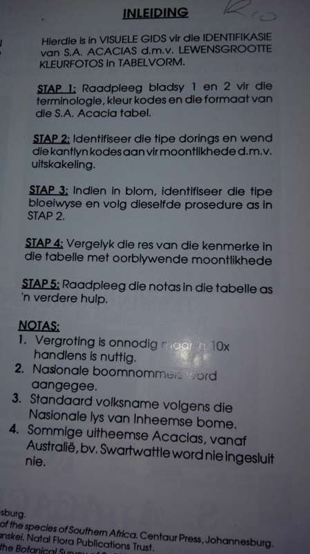 3 X Marthius Steyn Tree Identification Guide  ;  Acacias ; S A Ficus ; S A Com, plus 1 Item For YVES