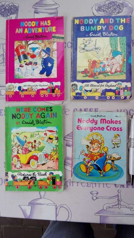 4 X NODDY  ; ENID BLYTON BOOKS