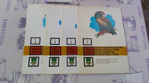 Birds of the Kruger and other National Parks Voels van die Krugerwildtuin en ander Nasionale Parke
