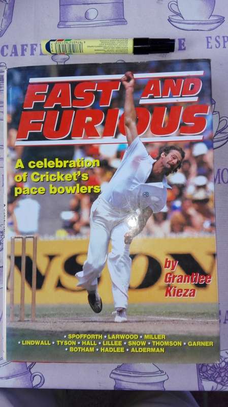 FAST AND FURIOUS A Celebration of Cricket`s Pace Bowlers Grantlee Keiza and a Bowling Skills booklet
