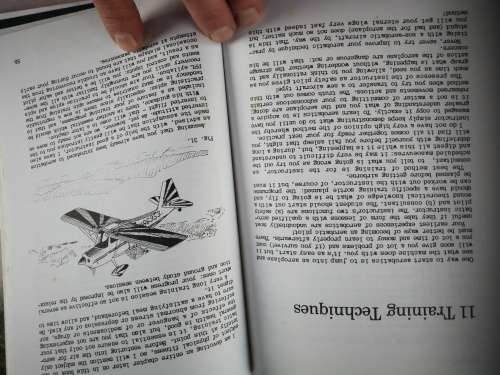 FLIGHT UNLIMITED ERIC MULLER and ANNETTE CARSON Aircraft Aerobatics Flying Manoeuvres Aviation