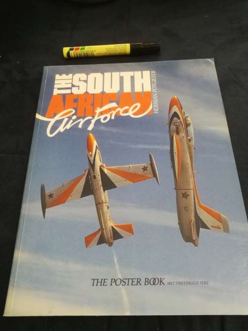 The South African AIR FORCE THE POSTER BOOK HERMAN POTGIETER Met Tweetalige Teks