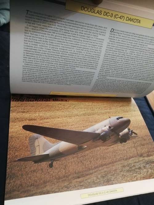 The South African AIR FORCE THE POSTER BOOK HERMAN POTGIETER Met Tweetalige Teks