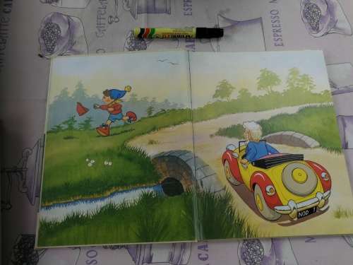 THE NEW STMICHAEL BOOK OF NODDY STORIES ( St Michael  Enid Blyton )