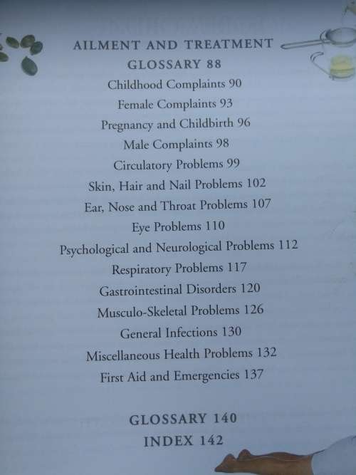 NATURAL HOME PHARMACY A concise reference guide to natural therapies and self help treatments