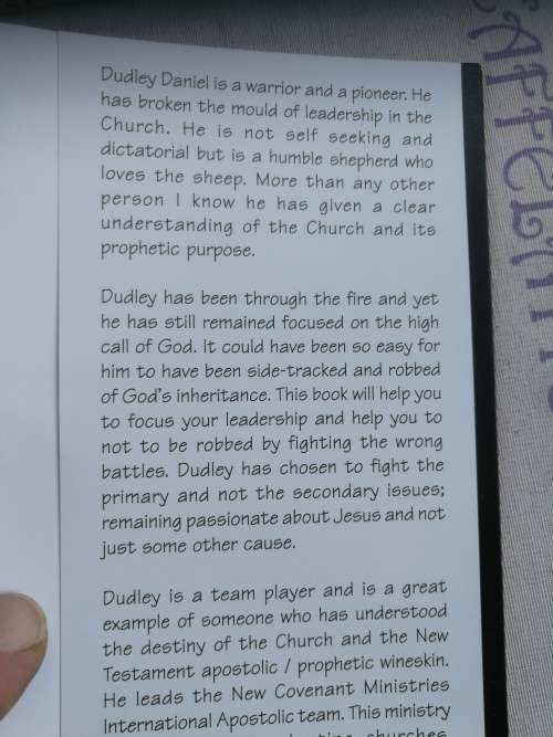 CHOOSING YOUR BATTLES Equipping for Apostolic Faith DUDLEY DANIELS