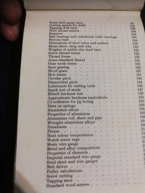 NEWNES ENGINEER`S POCKET BOOK 6th Edition Metricated NEWNES BUTTERWORTHS