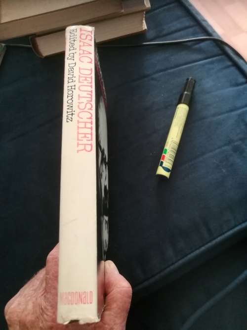 ISAAC DEUTSCHER The Man and his Work Edited by DAVID HOROWTCH   ( historian and Marxist 1971 )