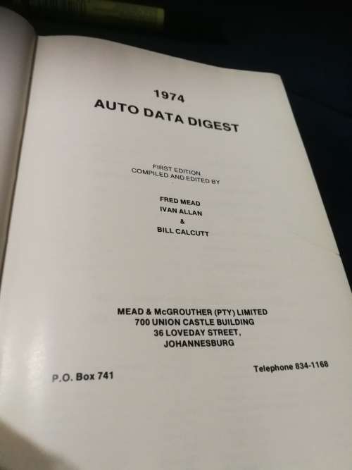 AUTO DATA DIGEST 74 Mead and McGrouther ( Pty ) Ltd ( Motor Cars Motorcar Specifications 1973/74 )