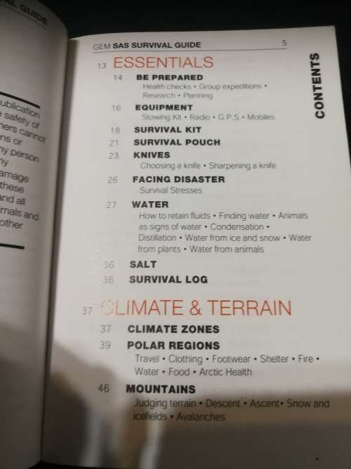 SAS SURVIVAL GUIDE JOHN LOFTY WISEMAN How to Survive in the Wild in any climate on land or at sea