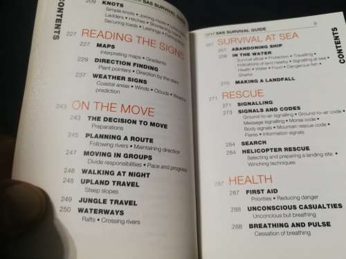 SAS SURVIVAL GUIDE JOHN LOFTY WISEMAN How to Survive in the Wild in any climate on land or at sea