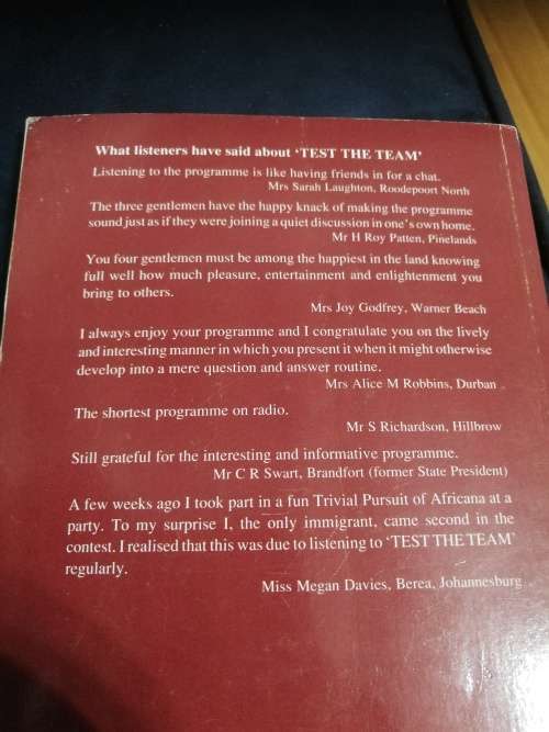 THE PERM BOOK OF TEST THE TEAM edited by DEWAR McCORMACK (Quiz questions and answers gen. knowledge