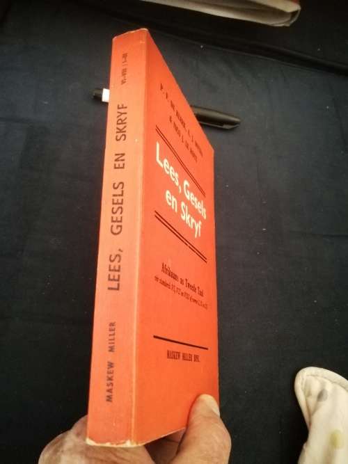 LEES GESELS SKRYF P F DE KLERK A J BOTHA NICO J LE ROUX Afrikaans as Tweede Taal vir Std VI VII VIII