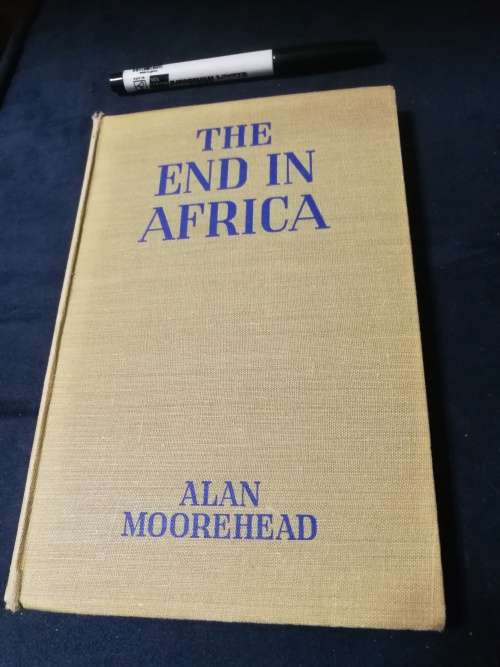 THE END IN AFRICA  ALAN MOOREHEAD  ( The Fall of Tunis  - World War Two )