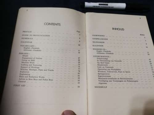 MINERS COMPANION in ENGLISH AFRIKAANS and FANAKALO ( 1953 ) Dictionary ( Fanagalo )