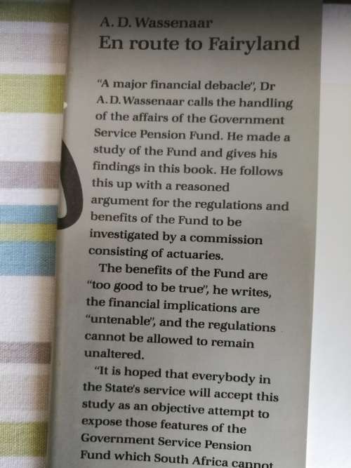 EN ROUTE TO FAIRYLAND A D WASSENAAR Fantasy World of the Government Service Pension Fund