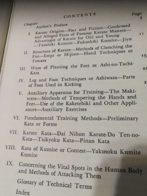 THE KARATE MANUAL by E J HARRISON ( Judo 4th Dan )